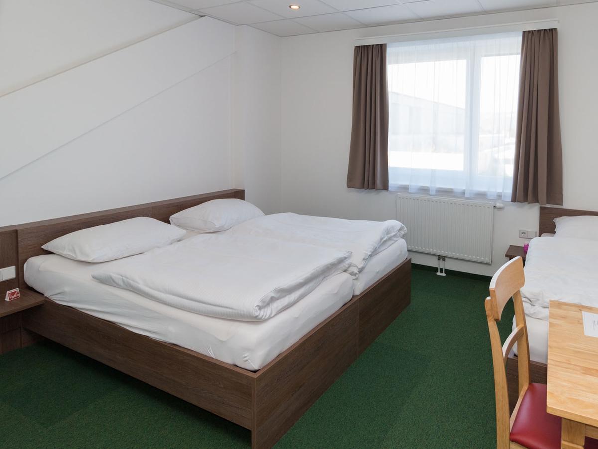 ווינר נוישטאדט Winbudget "Bed&Breakfast" מראה חיצוני תמונה